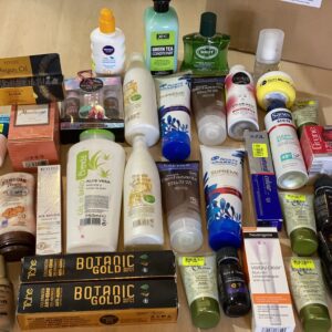 Lot de 36 produits de beauté – Soins & cosmétiques mixtesLot de 36 produits de beauté – Soins & cosmétiques mixtes