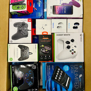 BOÎTE MYSTÈRE PREMIUM TARGET ELECTRONICS