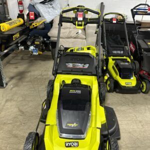 Déstockages Tondeuse à gazon automoteur Ryobi 80v HP Whisper Series 30