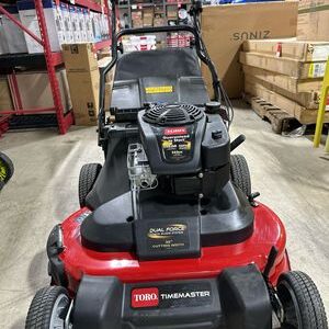 Toro TimeMaster 223cc – Tondeuse à Gazon Automotrice 30